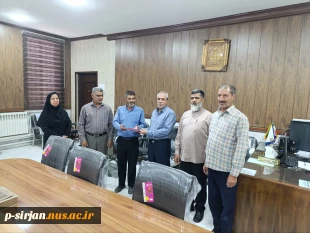 تقدیر از سرپرست خوابگاه آموزشکده به مناسبت هفته خوابگاهها 3